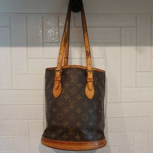 AUTHENTIC LOUIS VUITTON BAG